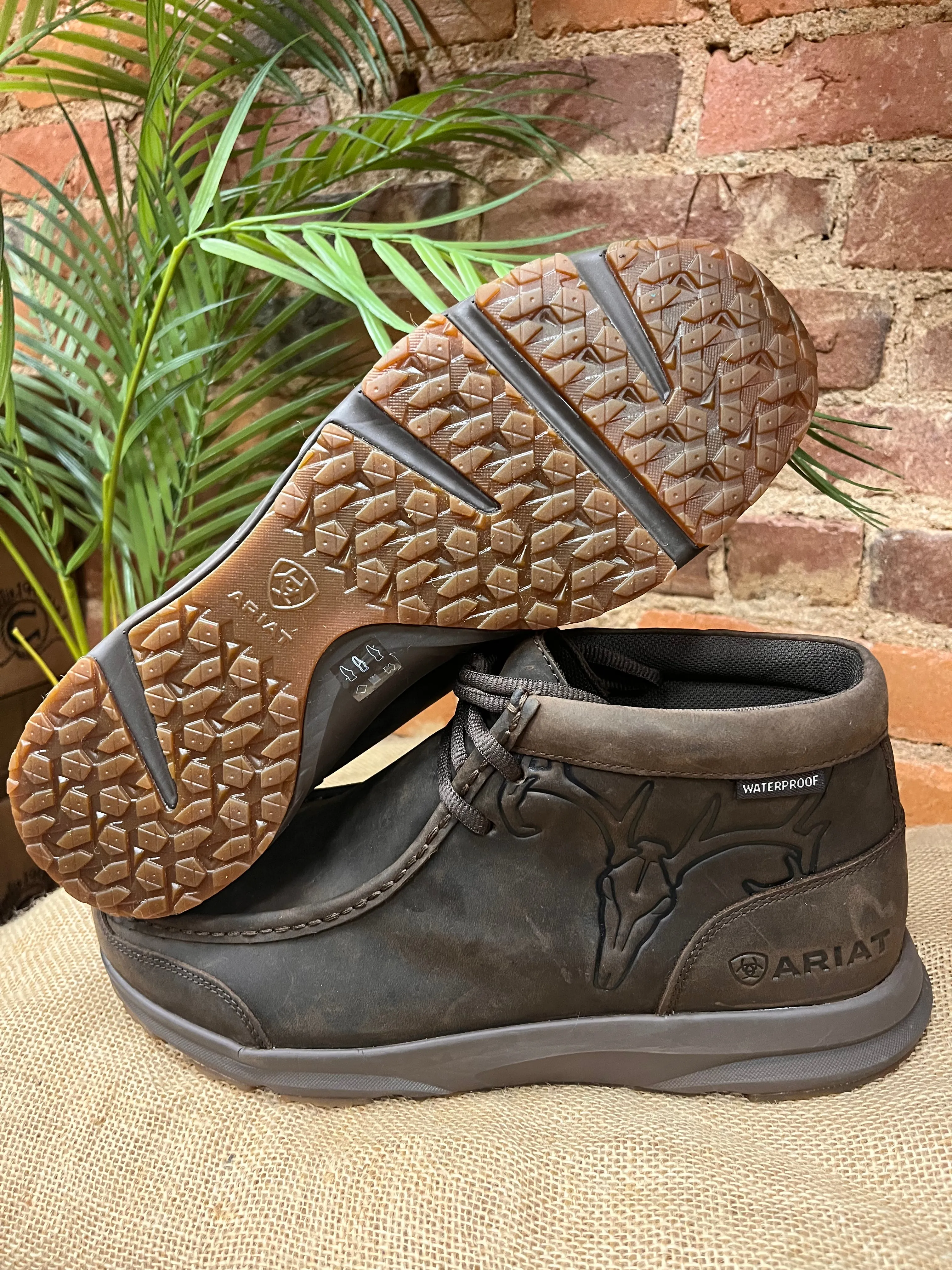 Ariat Men's Spitfire Outdoor Waterproof Oily Distressed Brown Leather Shoe 10044353