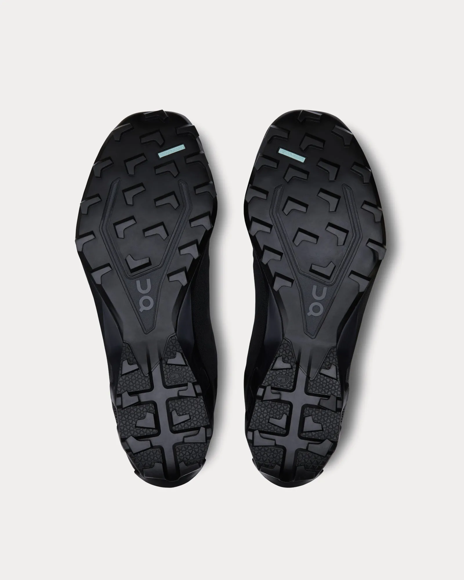 Cloudventure Peak All Black Running Shoes