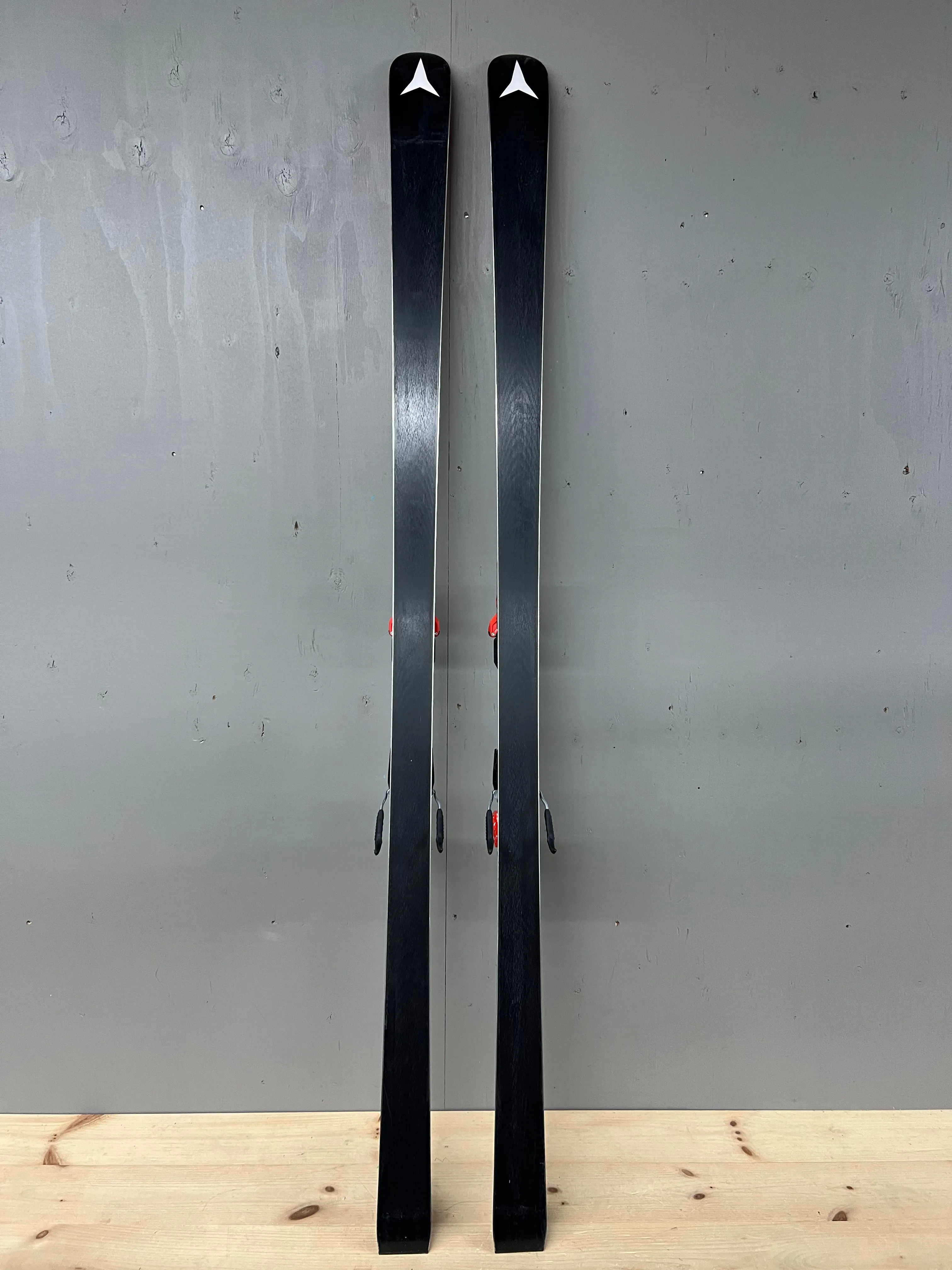 Redster G9 FIS RVSK W Red   X12 (Demo)
