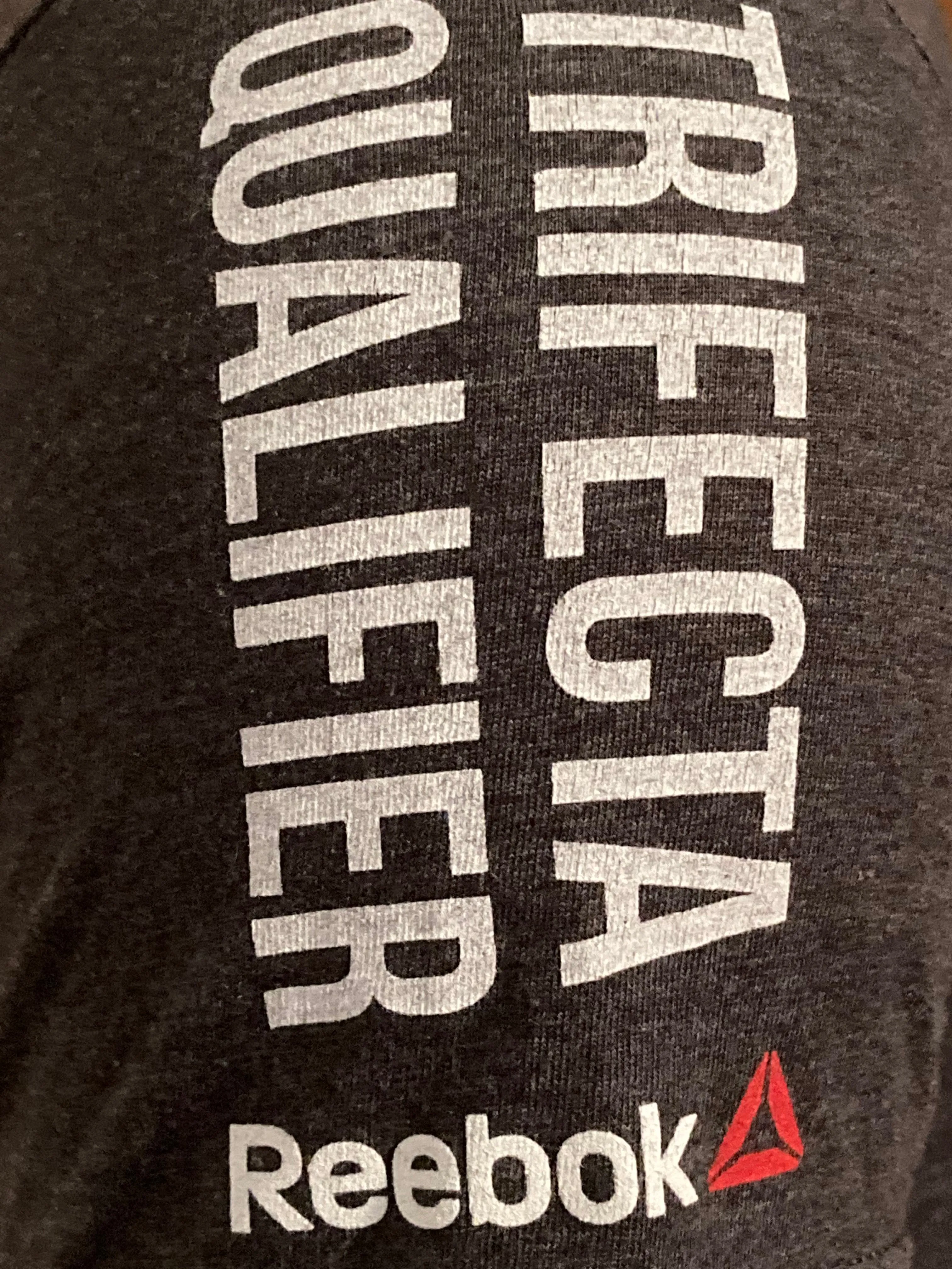 REEBOK "SPARTAN RACE 2015 SPRINT" TRIFECTA QUALIFIER FINISHER Graphic Print Adult XS Extra Xtra Small Dark Gray T-Shirt Tee Shirt