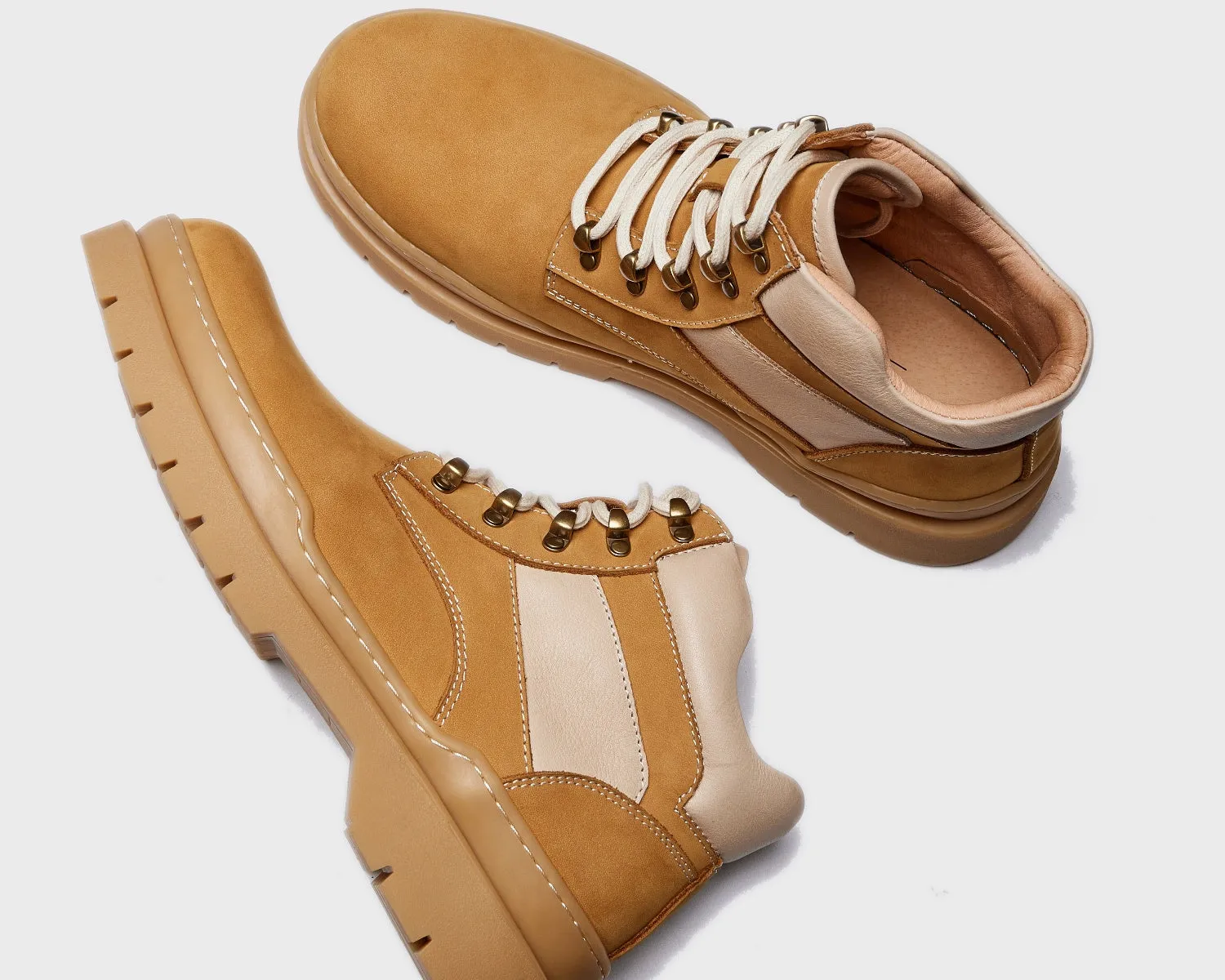 Sandstone Trekker