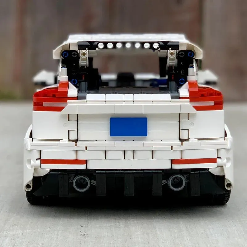 THE MODERN HOT HATCH | 2983PCS