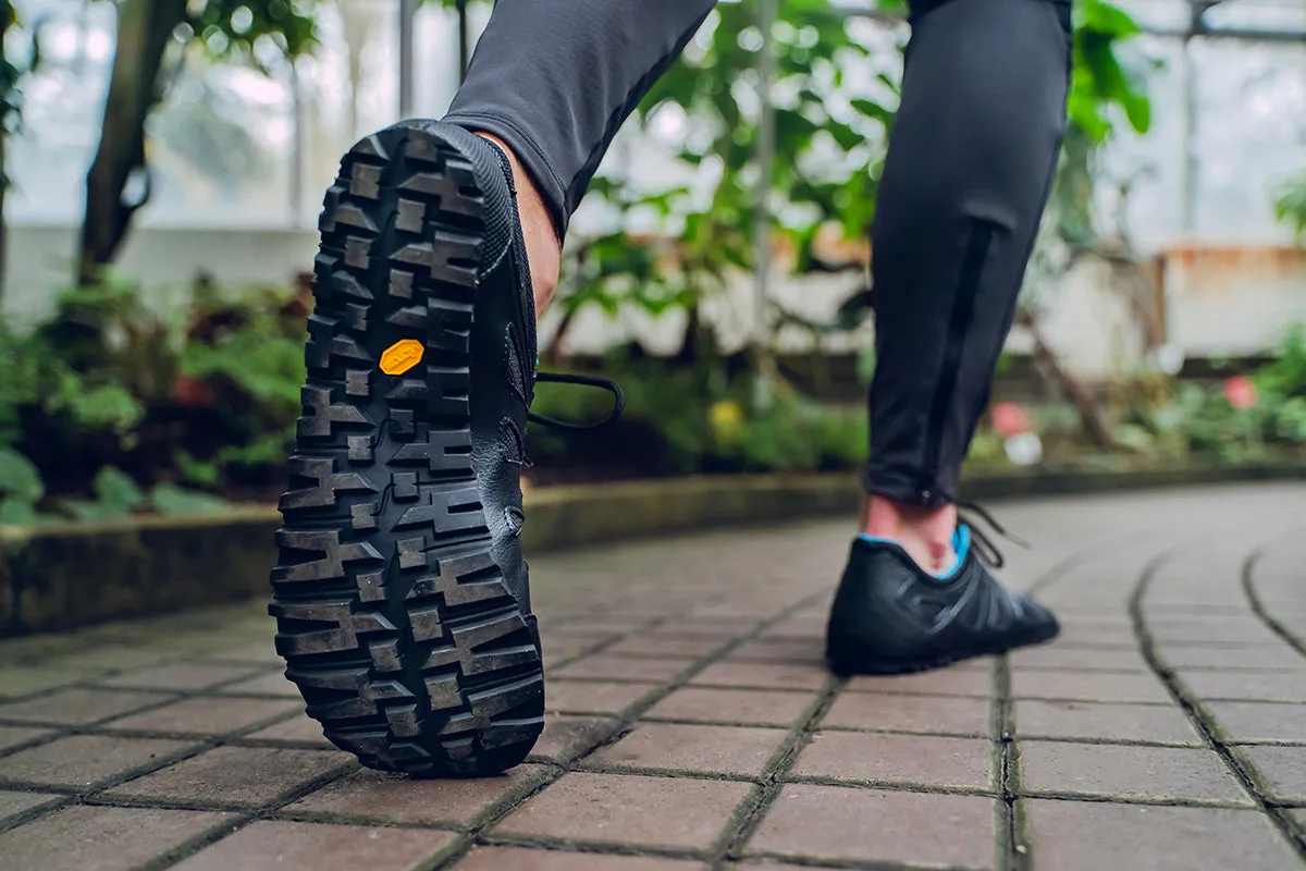 Women’s Chitra Trek&Trail Comfort black sneakers