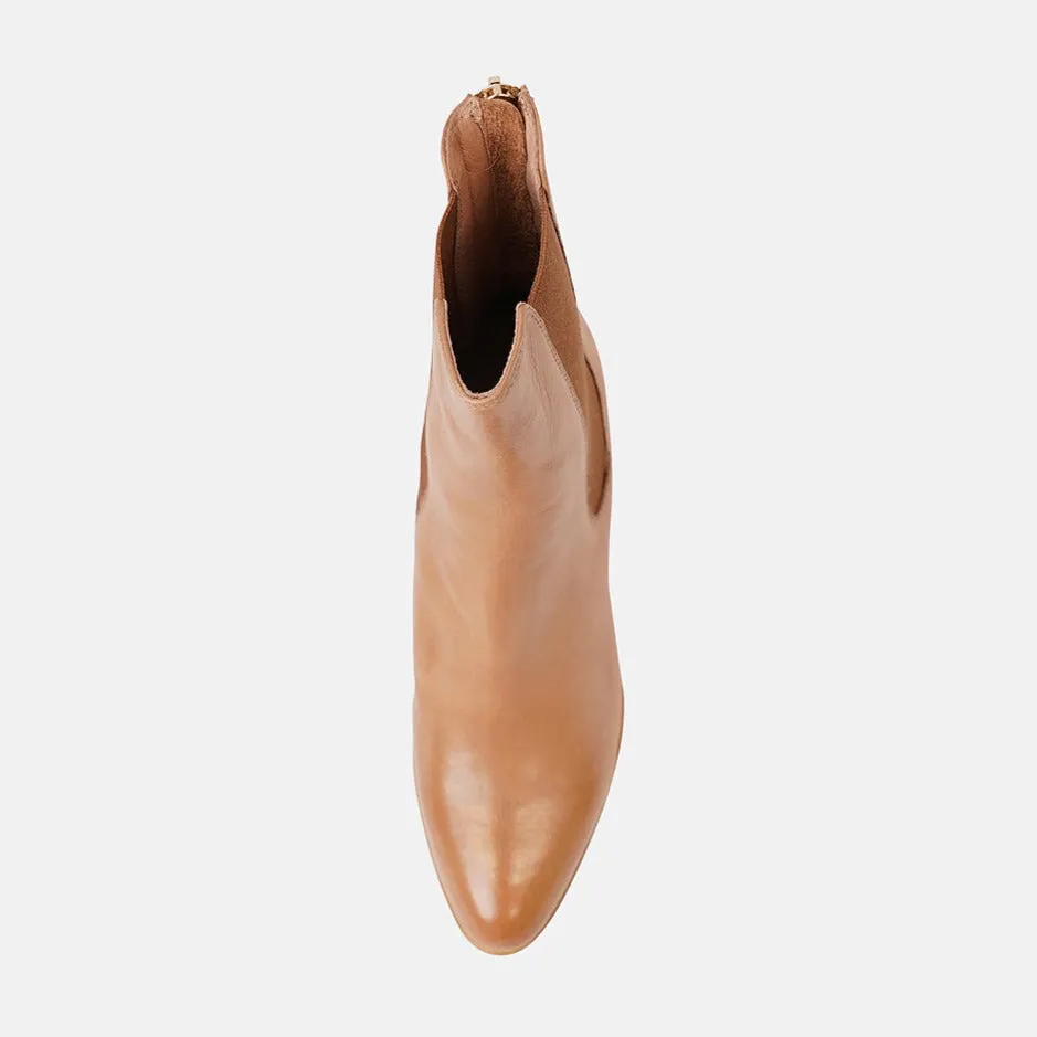Zoltan Tan Leather Chelsea Boots
